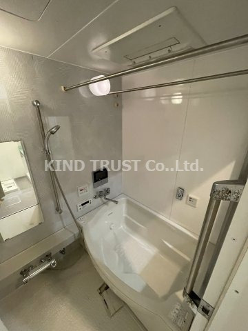 プレサンスNEO中之島公園の浴室|きれいなお風呂です