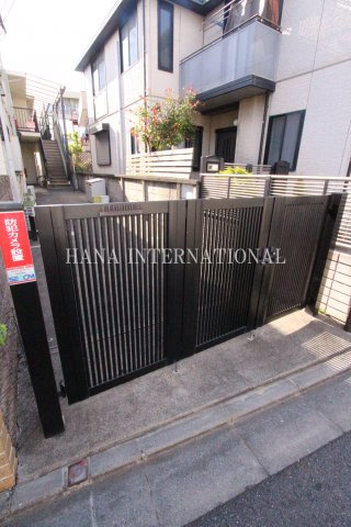 グロリアスのエントランス