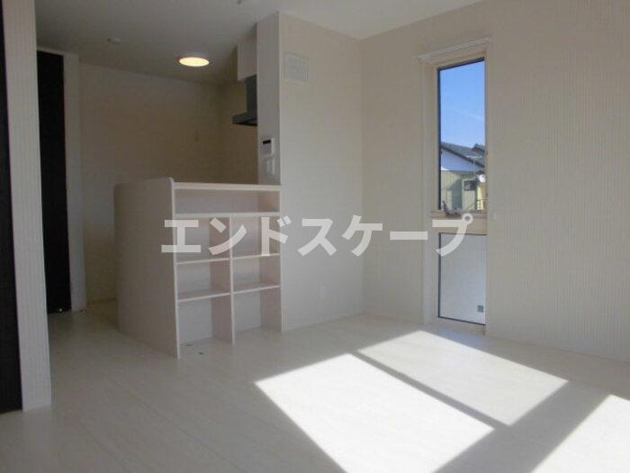 セプトガーデン元総社の居間・リビング|高崎、前橋エリアのお部屋探しはエンドスケープまで！お客様の理想お聞かせ下さい♪