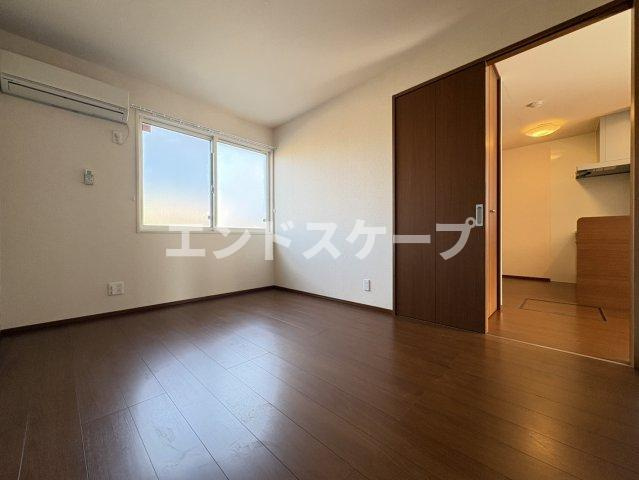 マルベリーの玄関|高崎、前橋エリアのお部屋探しはエンドスケープまで！お客様の理想お聞かせ下さい♪