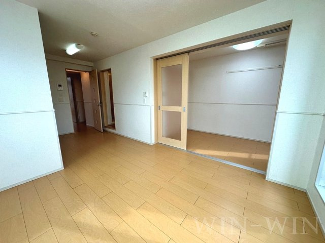 モデッサはるの内装