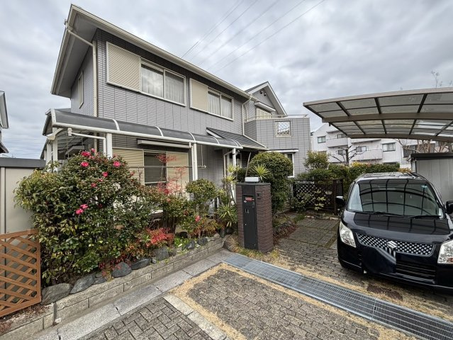枚方市北山1丁目　中古一戸建ての外観|建物外観を気になさる方へ、見た目の良い物件です