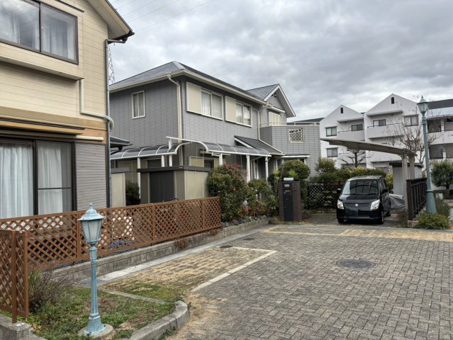 枚方市北山1丁目　中古一戸建ての外観|充実した住環境