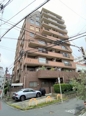 ディアコート新宿柏木の外観