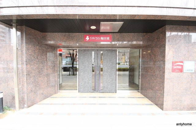 SWISS梅田東　仲介手数料無料のエントランス