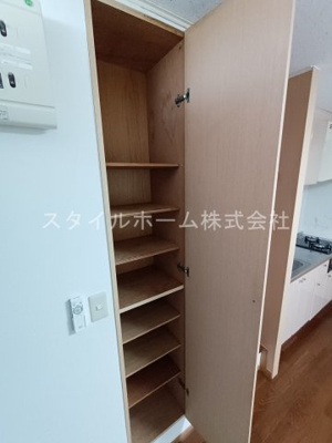 【収納】 | Pine　Well駅前　B棟