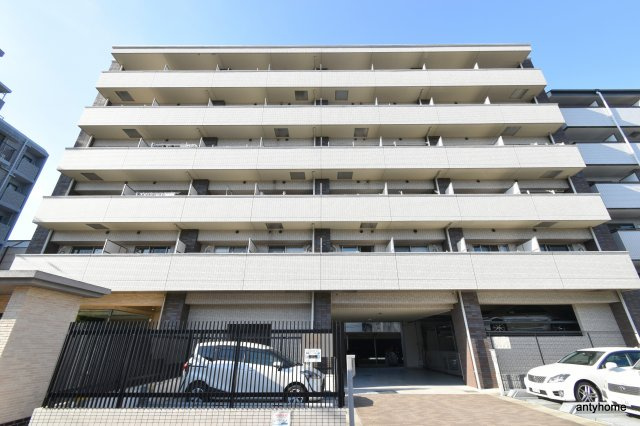 プレジオ江坂　仲介手数料無料の外観