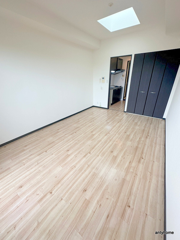 プレジオ江坂　仲介手数料無料の寝室