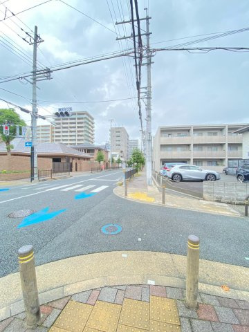 メゾンクレールの周辺