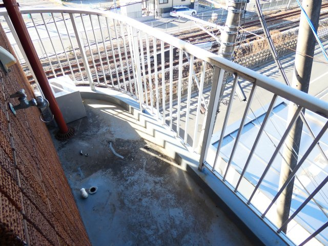 【バルコニー】 | 洗濯機はバルコニーに設置可能です。