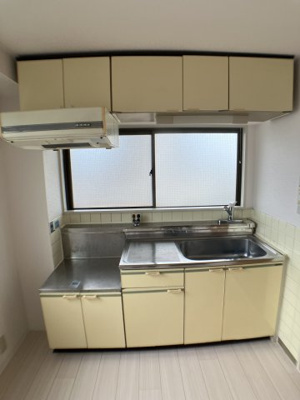 【キッチン】 | コーポラス野里 | キッチンでお料理をお楽しみください
