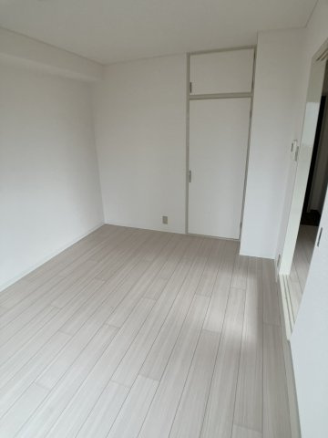 【洋室】 | コーポラス野里 | 洋室です