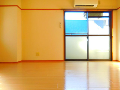 【居間・リビング】 | コンフォートツシマ