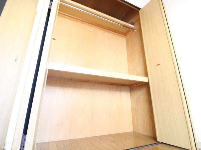 ハウスパーク長居の収納