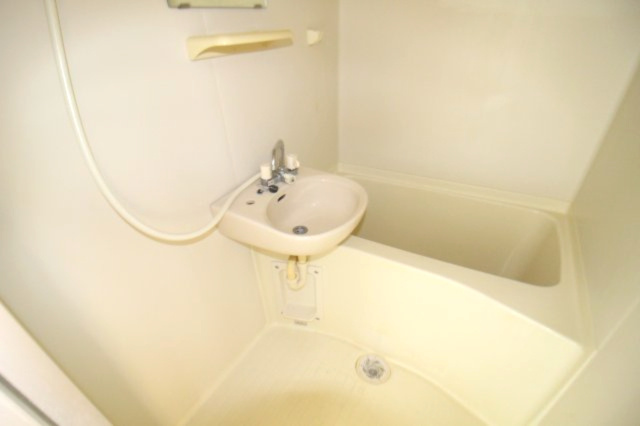 ハウスパーク長居の浴室