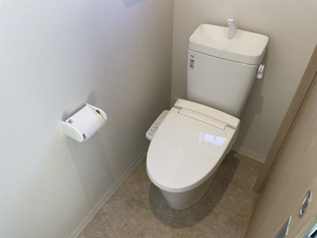 コンプレのトイレ