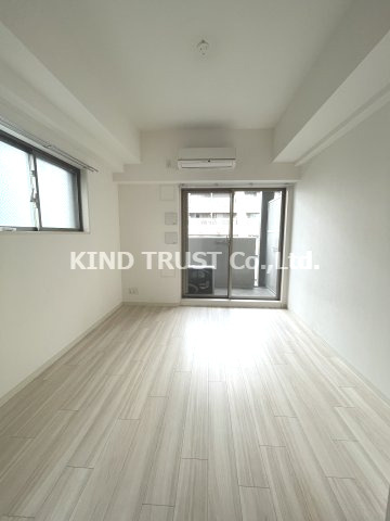 エスリード南森町の居間・リビング|おしゃれな居間です