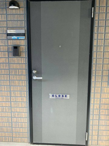 トレゾールMの玄関