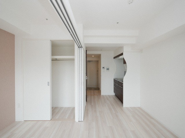 大阪市中央区船越町２丁目の賃貸マンションの居間・リビング