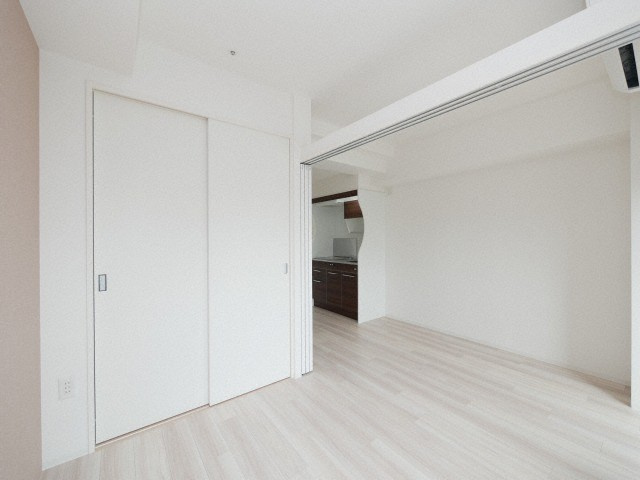 大阪市中央区船越町２丁目の賃貸マンションの居間・リビング