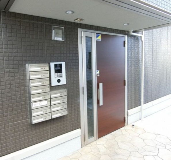 【エントランス】ベローナ