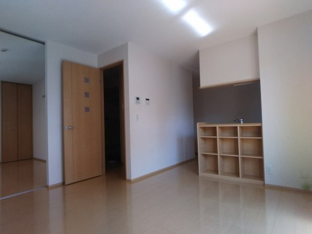 シリエジオ甲子園六番館の居間・リビング