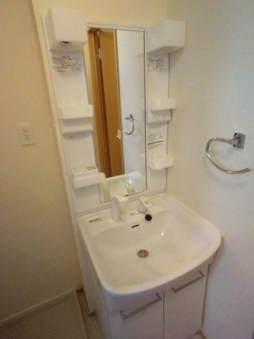 シリエジオ甲子園六番館の洗面所