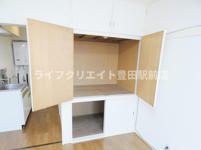 小池ハイツの収納