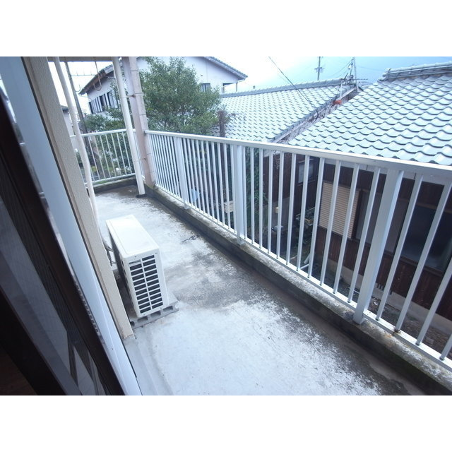 コーポラス田主丸Ⅱ【キャッシュバック対象物件】のバルコニー|バルコニー付きです