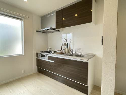 ヴィラウィステリア南高江　B棟のキッチン