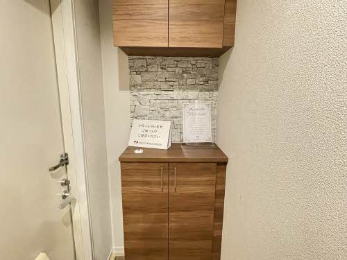 ヴィラウィステリア南高江　B棟の玄関