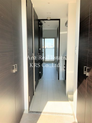 【玄関】 | エステムコートディアシティWEST | 玄関部分より撮影！落ち着いた色調です！