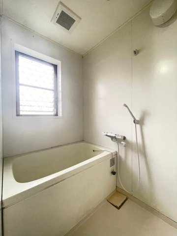 パセオ摂津2の浴室