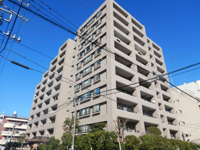サーパス菊川の外観