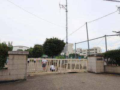 所沢市立狭山ケ丘中学校まで1100m