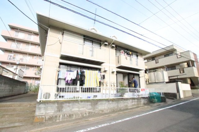 １フロア２世帯のため全戸角部屋★