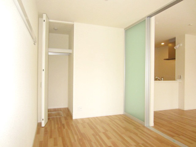 【居間・リビング】 | メゾンエイトA棟