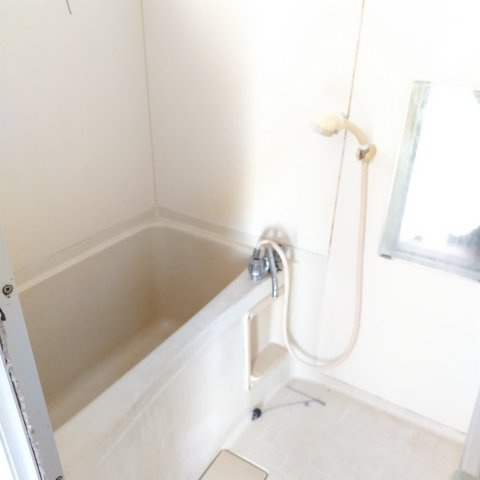 ６０６８７　岐阜市早田東町アパートの浴室