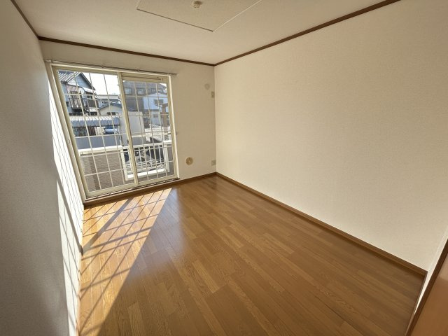ハピネスの洋室