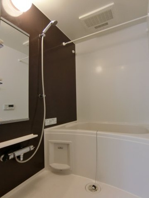 【浴室】 | フォレスト・ハハキＣ | 104の写真（間取反転タイプ：イメージ）