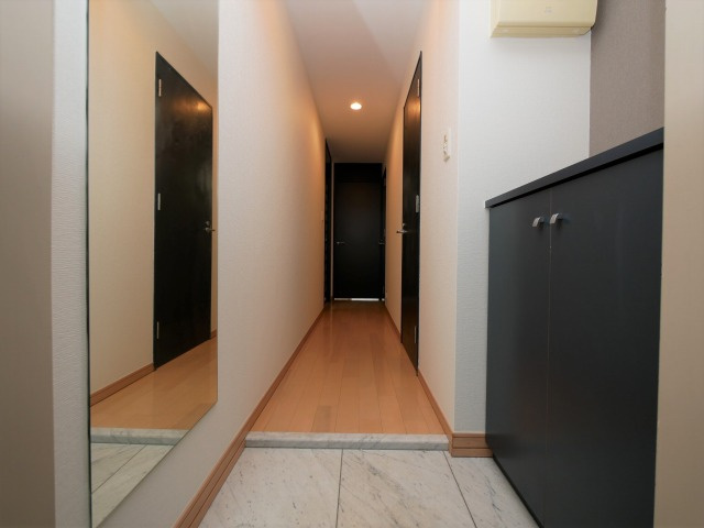 BGC難波タワーの玄関