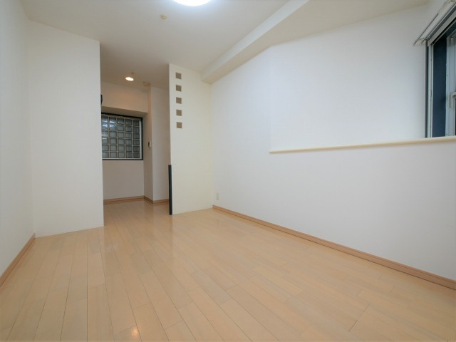 BGC難波タワーの洋室