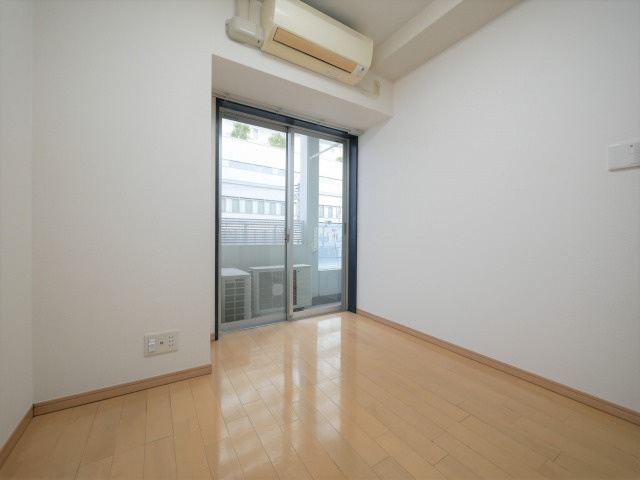 BGC難波タワーの洋室