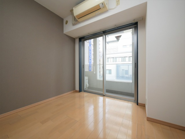 BGC難波タワーの洋室