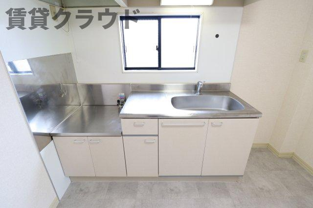 ニュープレミール　Ｃのキッチン|きれいなキッチンです