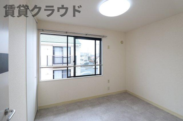 ニュープレミール　Ｃの洋室|コンパクトで使いやすい洋室です
