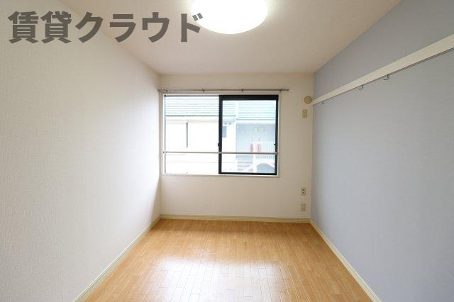 ニュープレミール　Ｃの洋室|広々とした洋室です