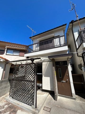 大塚住宅のエントランス