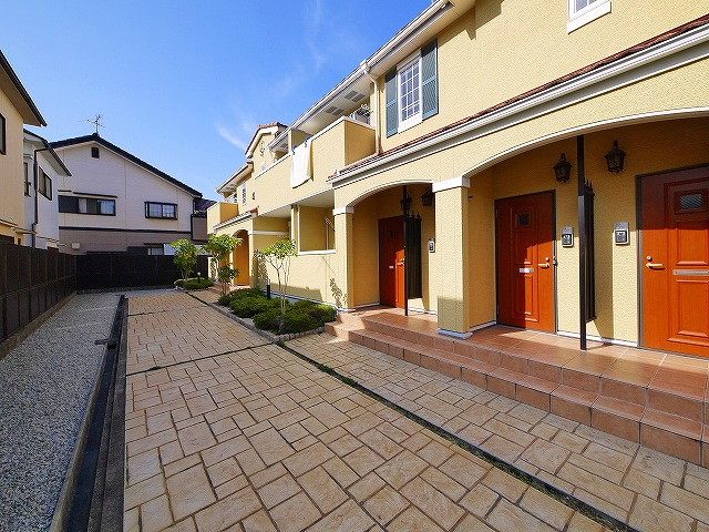 パラッツオ　エテルノのエントランス|落ち着いたエントランスです