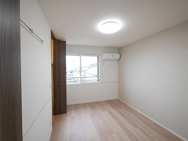 シュエットの洋室|落ち着いた色調の洋室です